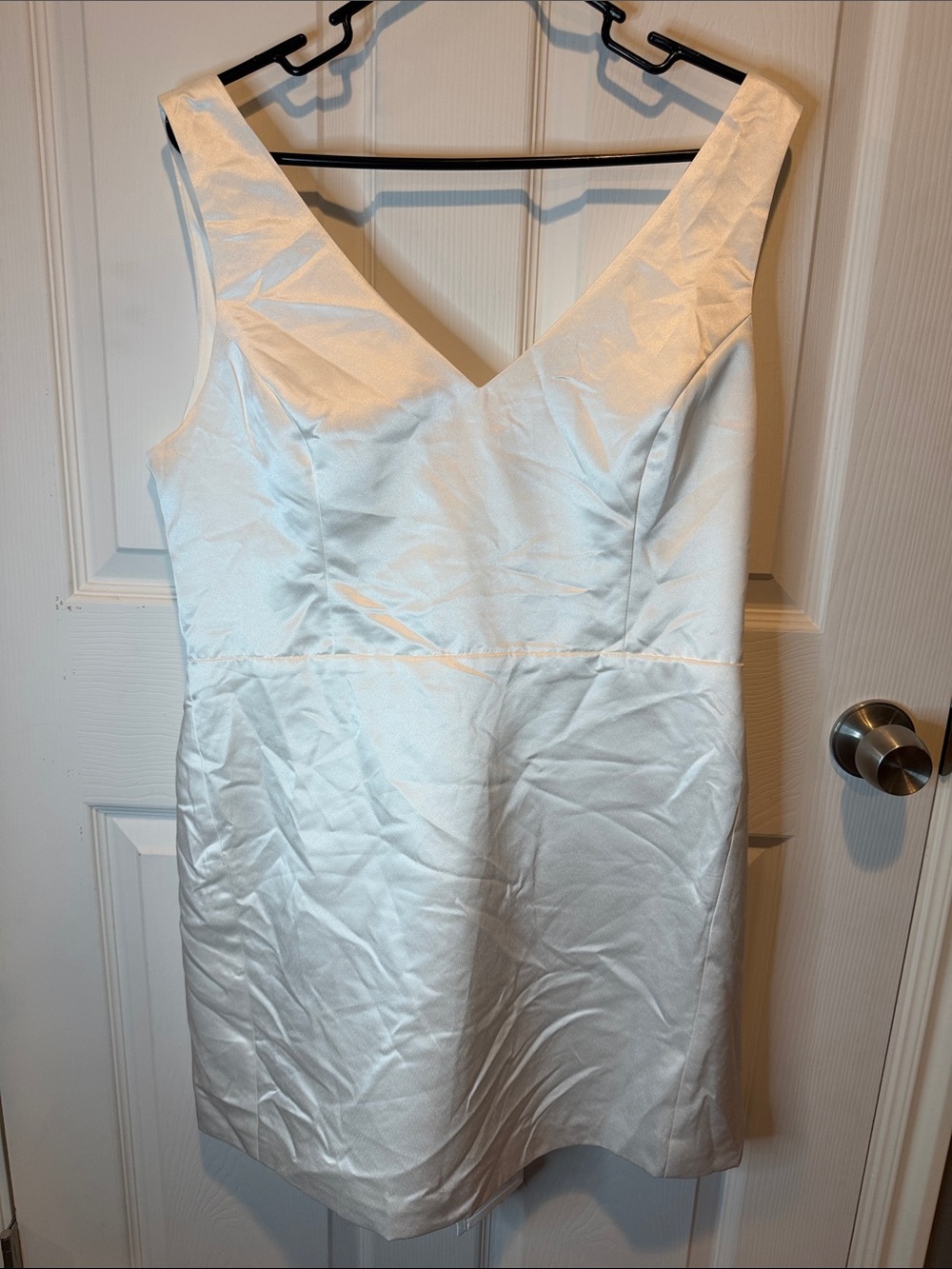 LULUS Classic White V-Neck Dress with back bow